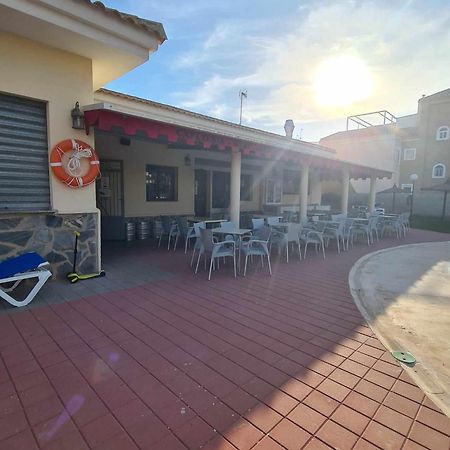 Appartement Alex Bungalow à Torrevieja Extérieur photo